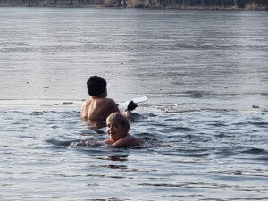 Zimní plavání jezero Poděbrady