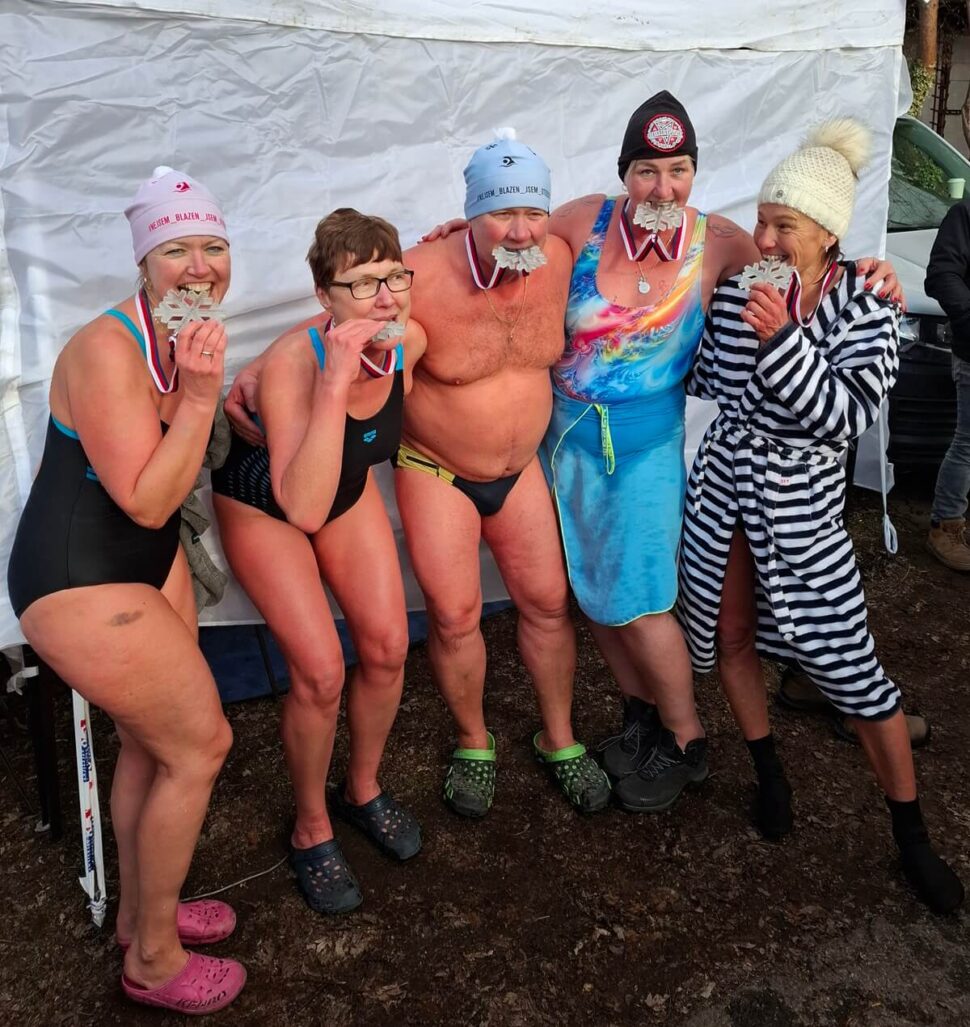 Tříkrálové plavání u Poděbradského zámku